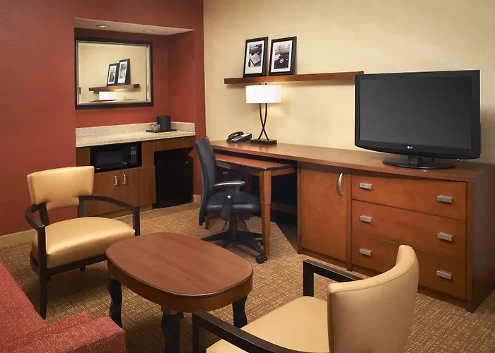 Courtyard Chicago Отель Окбрук Террас